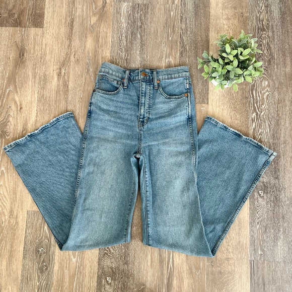 Madewell 11" High Rise Flare Jeans Size 24 - Picture 4 of 10